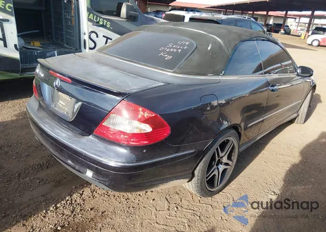 2007 Mercedes-Benz Clk 550 из США, поврежденный, VIN WDBTK72F27T076859
